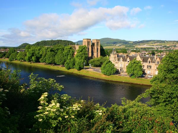 The Great Glen Way walking holiday in Scotland
