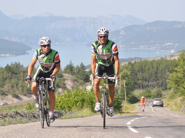 Provence Alps cycling holiday in France
