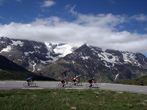 Cycling Tour de France climbs in the South Alps