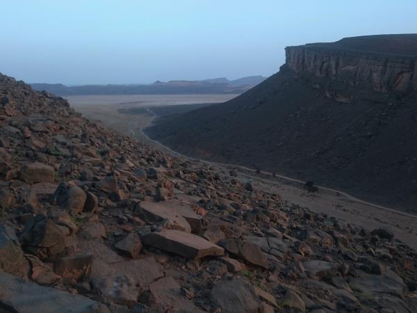 Painters retreat in Moroccan desert