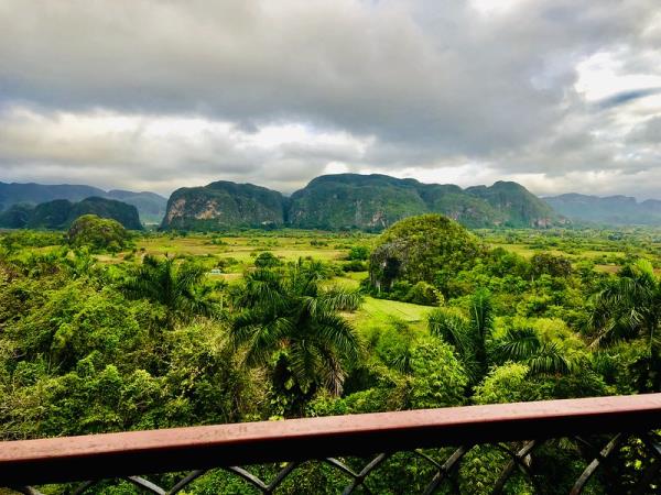 Cuba small group vacation