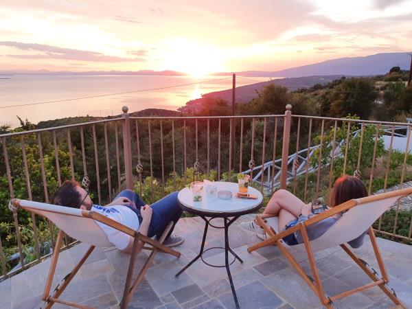 Painting holiday in Greece