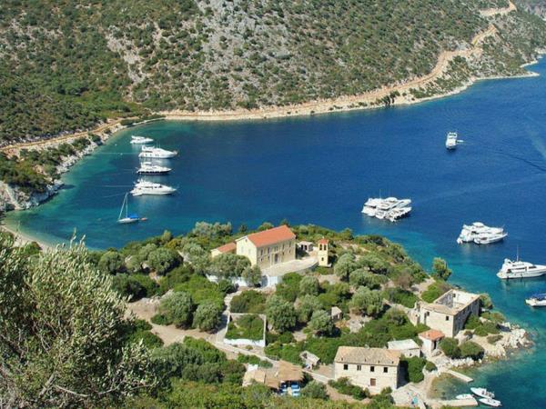 Hike, Kayak & wild camping holiday in Greece