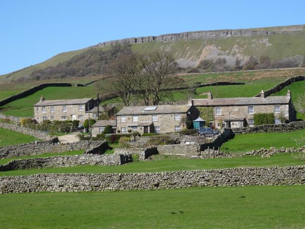 Yorkshire dales walking holiday, James Herriot Way