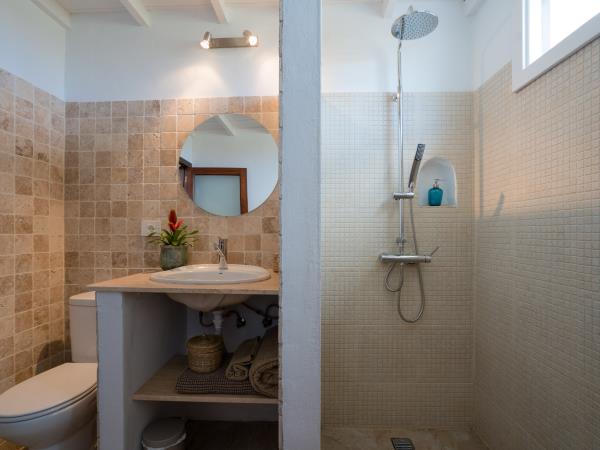 Lanzarote garden apartment, self catering for 2