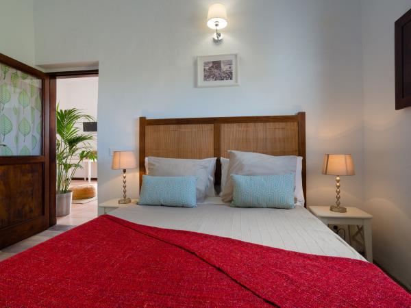 Lanzarote garden apartment, self catering for 2