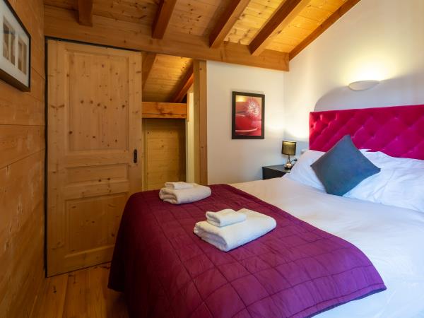 French Alps guided walking holidays