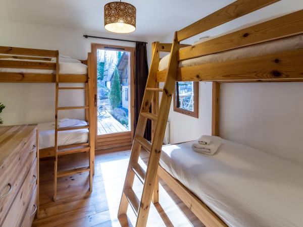 French Alps guided walking holidays