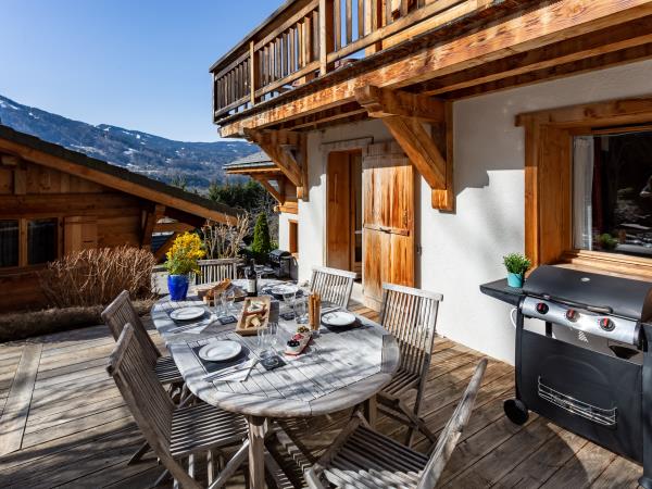 French Alps guided walking holidays
