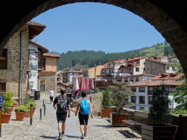 Northern Spain cultural tour