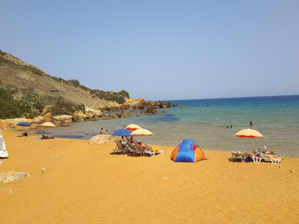 Gozo self catering beach apartment