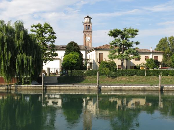 Lake Garda to Venice cycling holiday, Italy