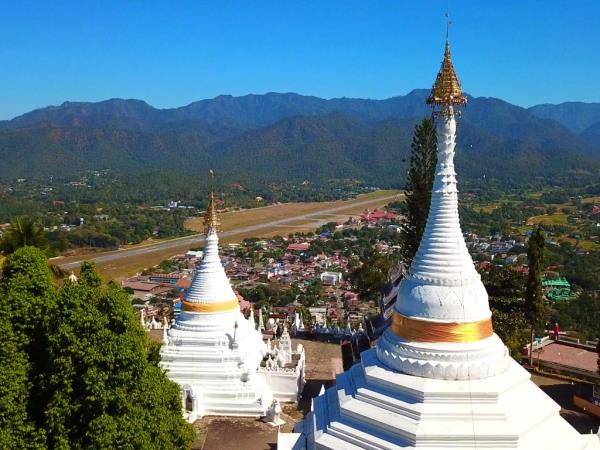 Northern Thailand Tuk Tuk holiday