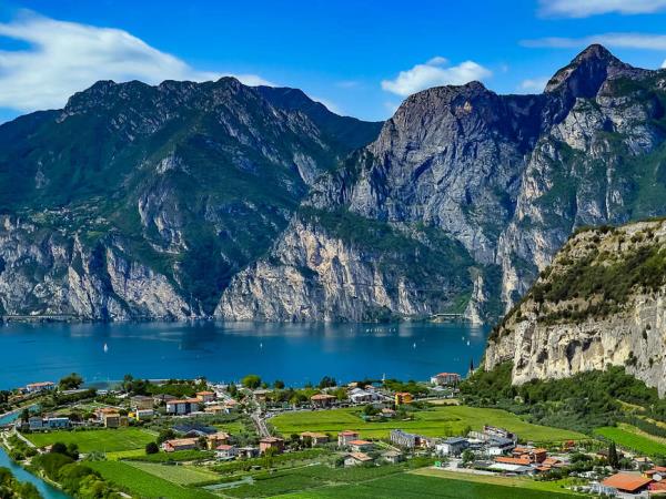 Dolomites to Lake Garda self guided cycling holiday