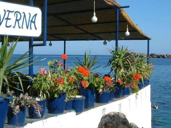 Self guided walking holiday in Crete