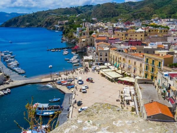 Sicily and the Aeolian Islands walking holiday