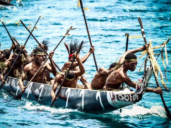 Papua New Guinea culture & history expedition