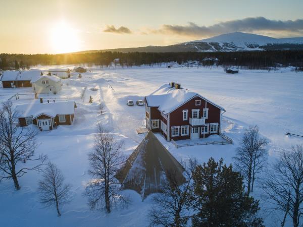 Lapland winter holiday, glass igloos and Northern Lights