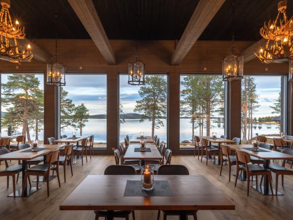 Finnish Lapland Autumn Northern Lights holiday