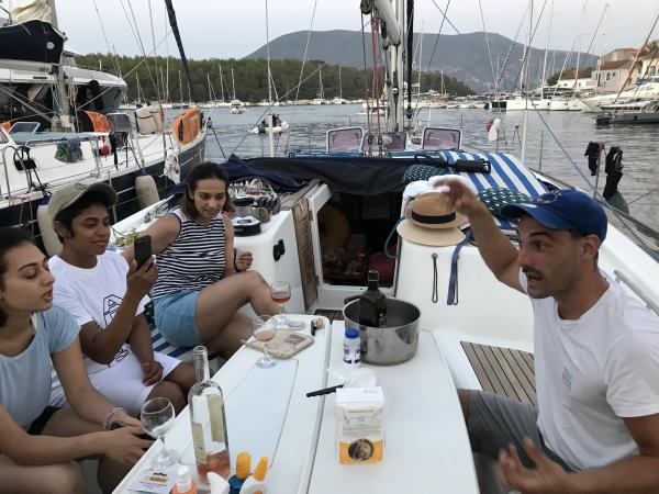 Gastronomy and sailing holiday in Greece