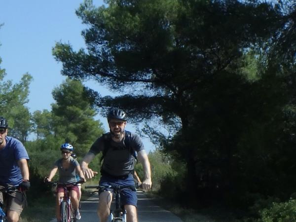 Kayak and biking holiday, Vis Island Croatia