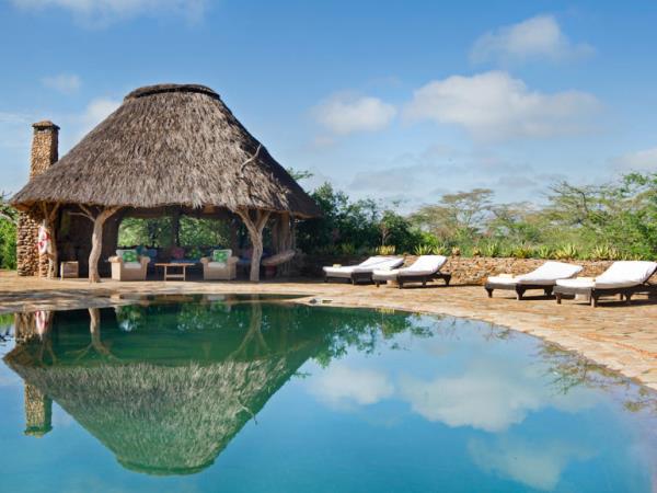 Kenya luxury family safari and beach holiday