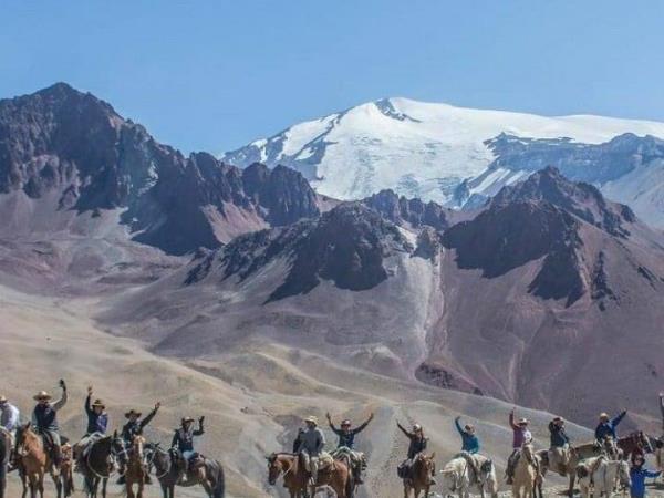 Horse riding across the Andes