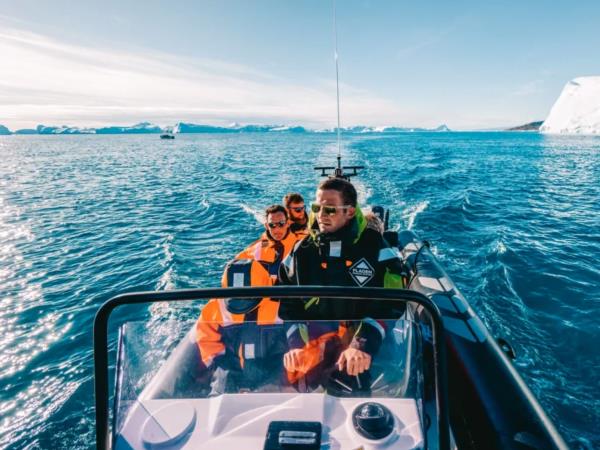 Greenland luxury tour