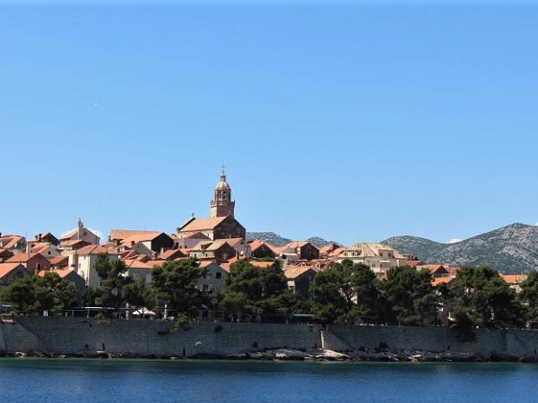 Island hopping by ferry in Croatia