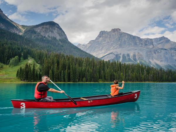 Canadian Rockies walking holiday in Canada