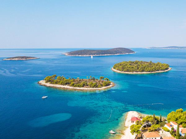 Active holiday in Croatia for families with older children