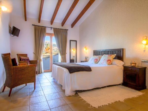 Yoga and walking holiday in Spain