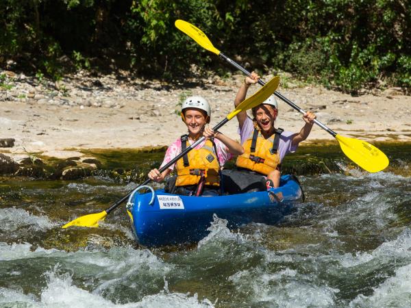 Guided kayak holiday in France