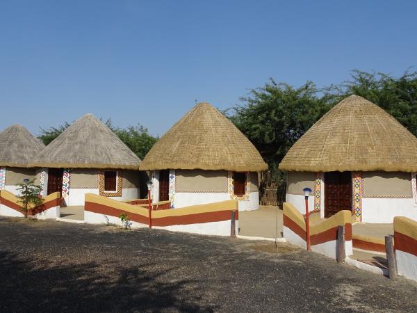 Gujarat 14 day tour in India