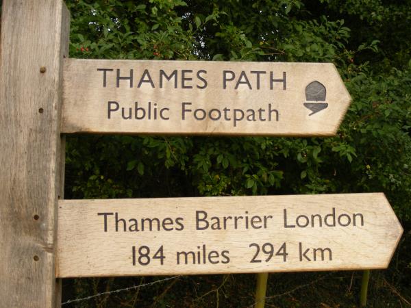 Shakespeares Way & Thames Path walking holiday
