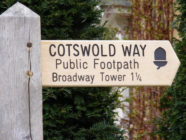 Cotswolds Way self guided walking holiday, England
