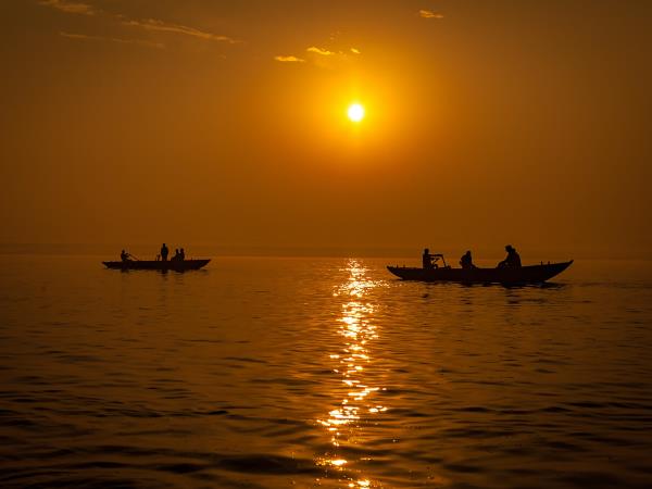India Golden Triangle tour with Lucknow & Holy Ganges