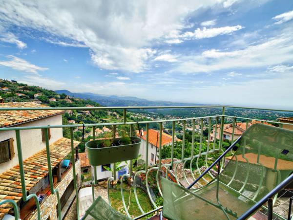 South of France walking and yoga short break
