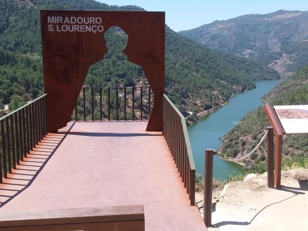 Douro Valley kayaking holiday in Portugal