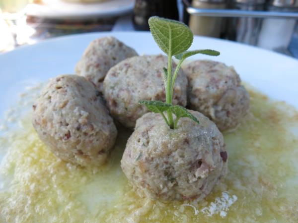 Dolomites to Verona cycling holiday in Italy
