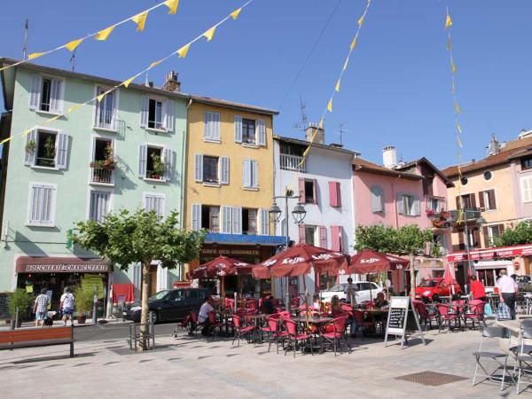 Rock climbing holiday in France