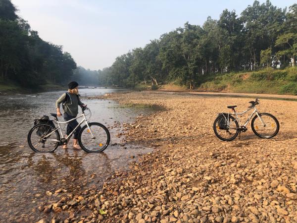 Kanha tiger safari & cycling tour, India