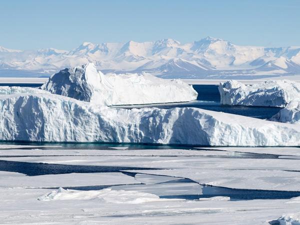 Ross Sea Antarctic Islands cruise from New Zealand