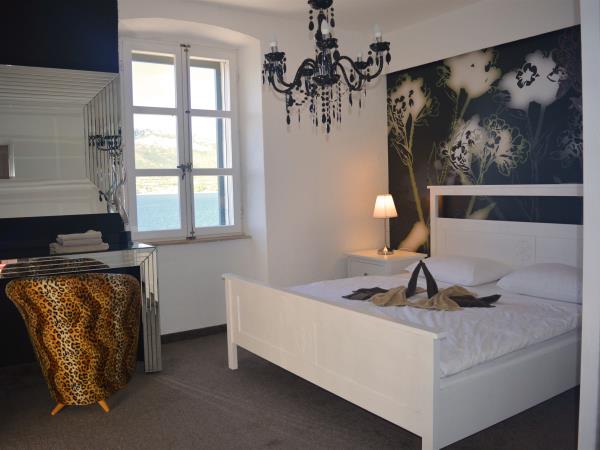 Korcula Lighthouse accommodation in Croatia