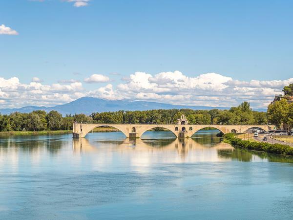 Avignon & Cotes du Rhone cycling holiday