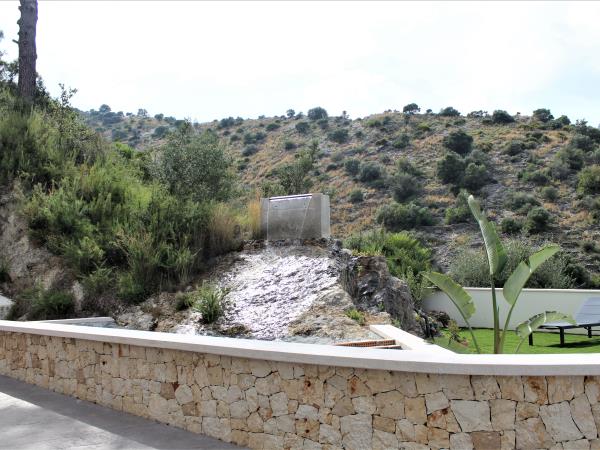 Vegan yoga retreat in Spain