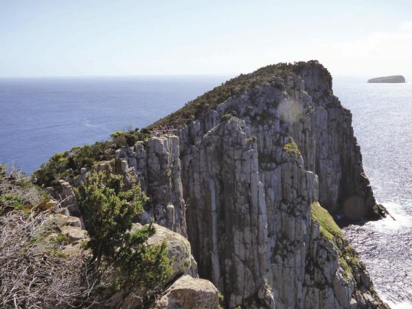 Tasmania luxury small ship cruise