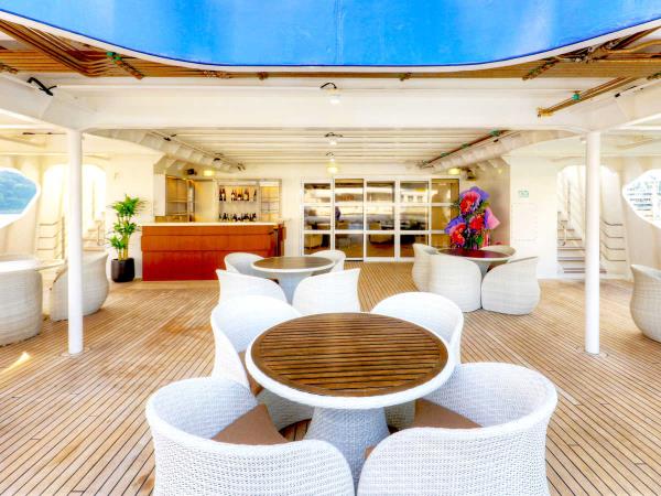 Tasmania luxury small ship cruise