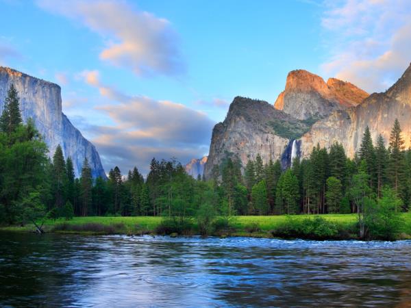US National Parks and solar eclipse holiday