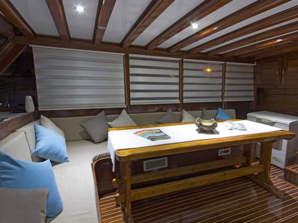 Zante gulet cruise in Greece
